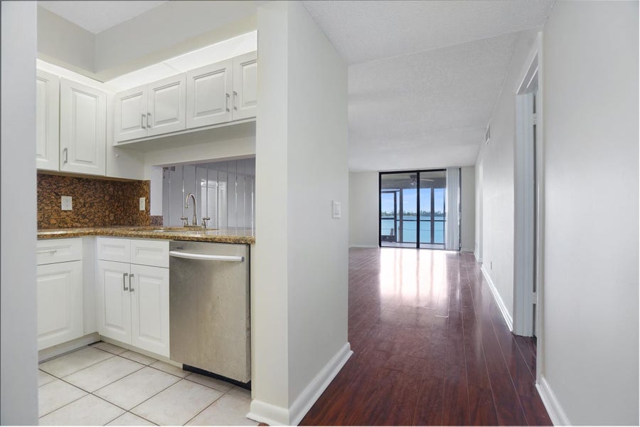 Property photo for 109 Lake Emerald Drive, #110, Oakland Park, FL