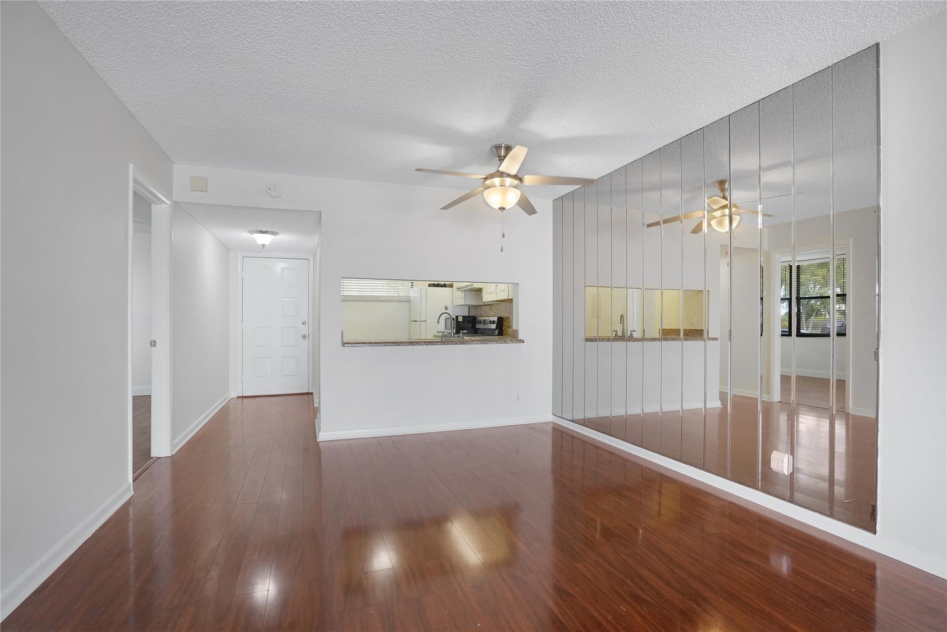 109 Lake Emerald Drive, #110, Oakland Park, FL 33309 Photo 19