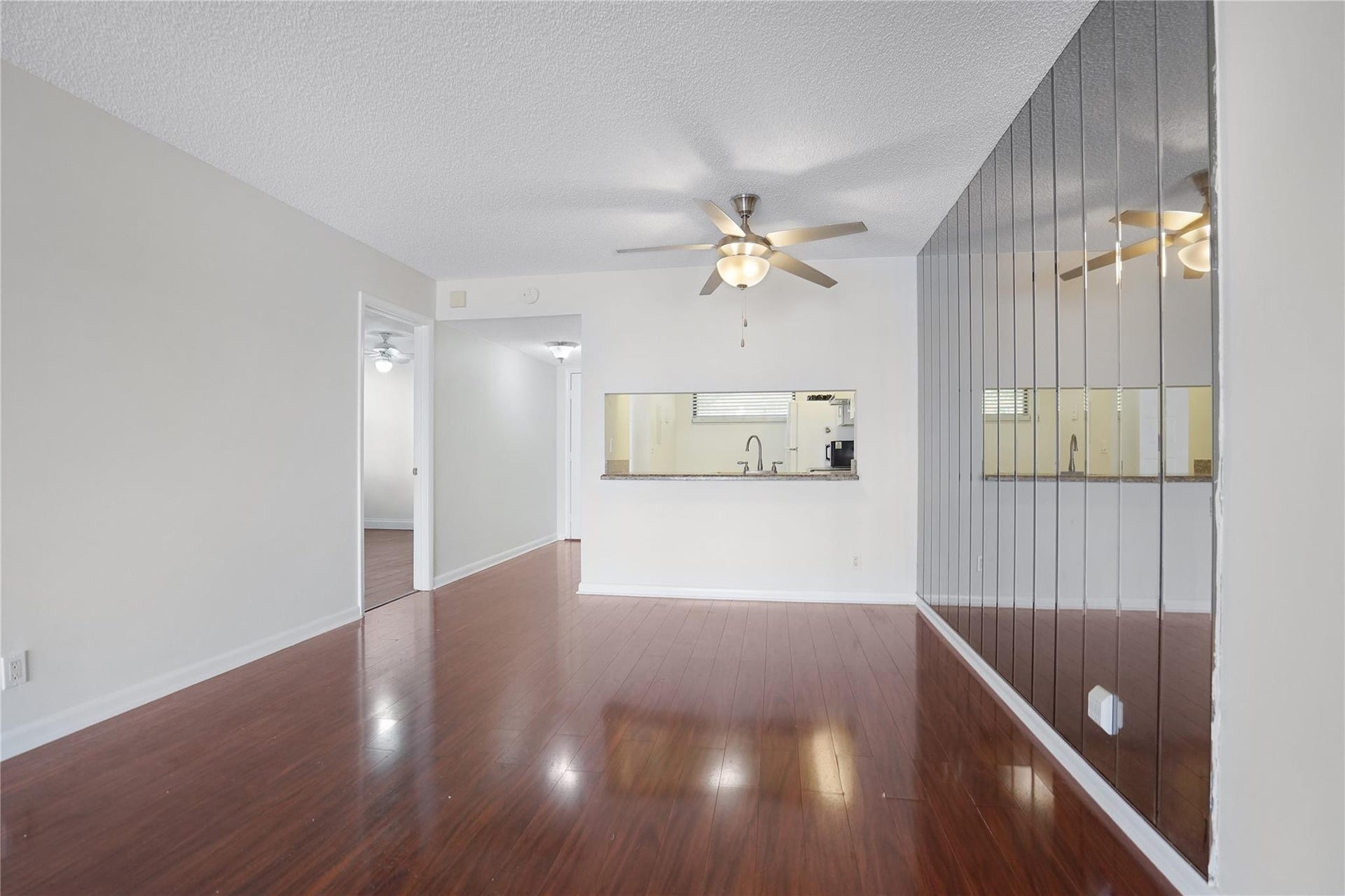 109 Lake Emerald Drive, #110, Oakland Park, FL 33309 Photo 17