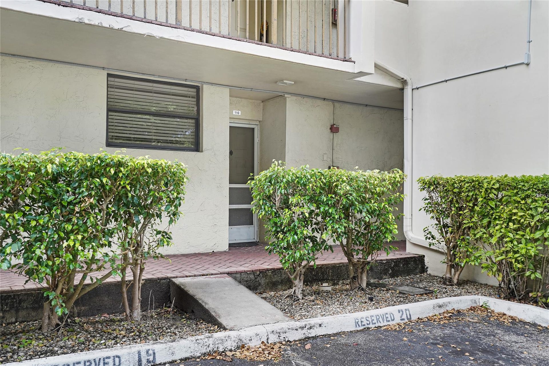 109 Lake Emerald Drive, #110, Oakland Park, FL 33309 Photo 28