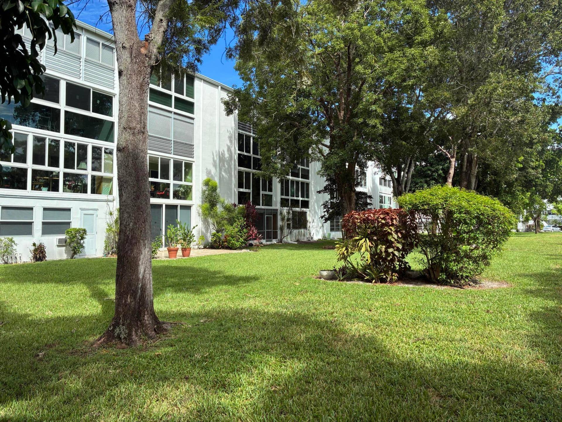 159 KESWICK C, Deerfield Beach, FL 33442 Garden Area