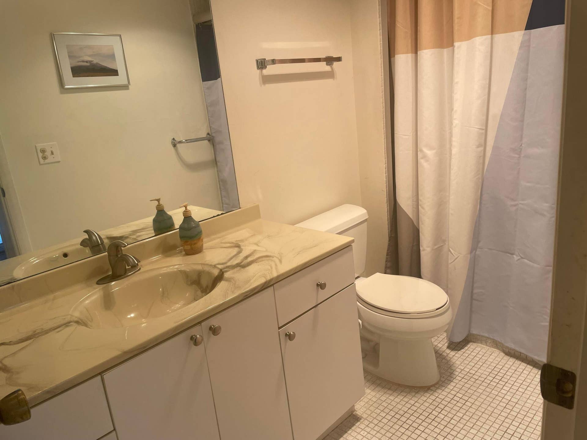 159 KESWICK C, Deerfield Beach, FL 33442 Guest Bathroom