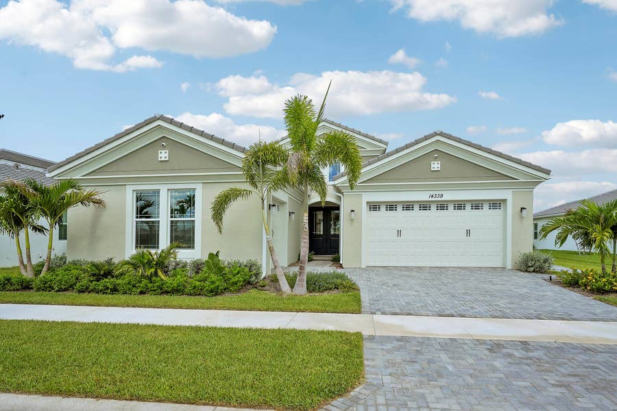 Property photo for 14339 Spruce Pine Drive, Westlake, FL