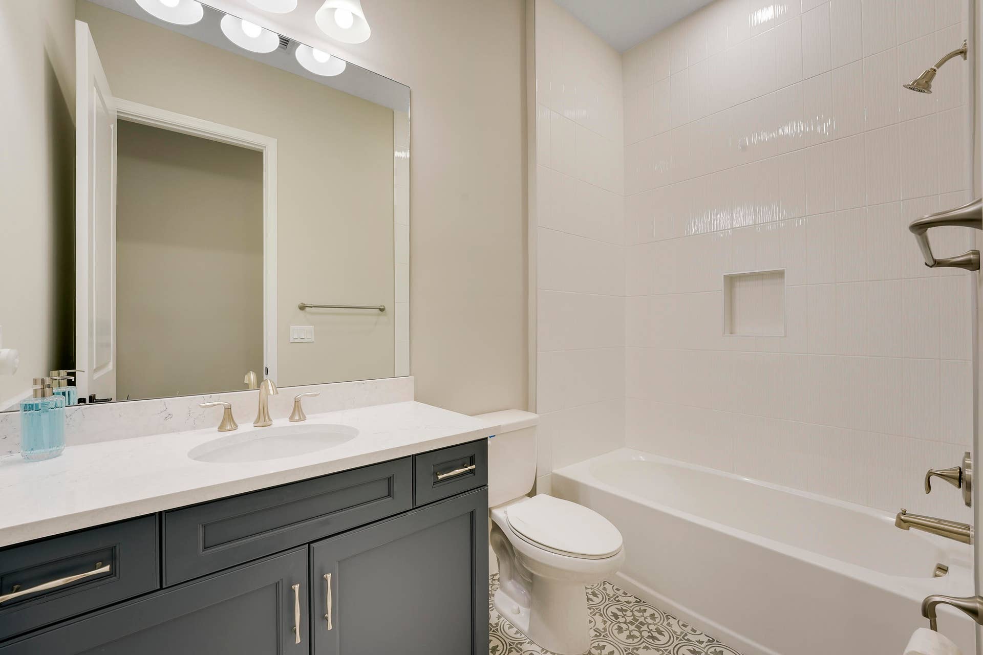 14339 Spruce Pine Drive, Westlake, FL 33470 Guest Bathroom