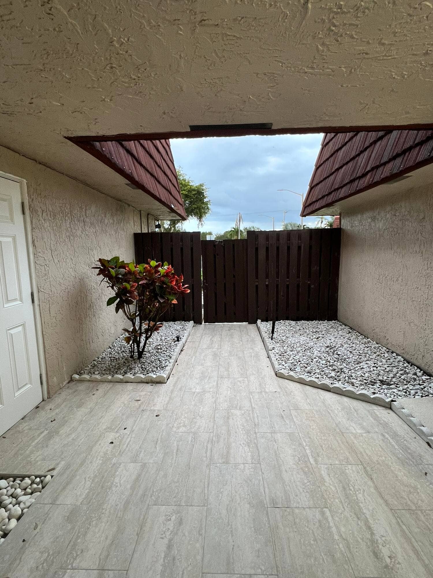 8029 Boca Rio Drive, Boca Raton, FL 33433 Courtyard