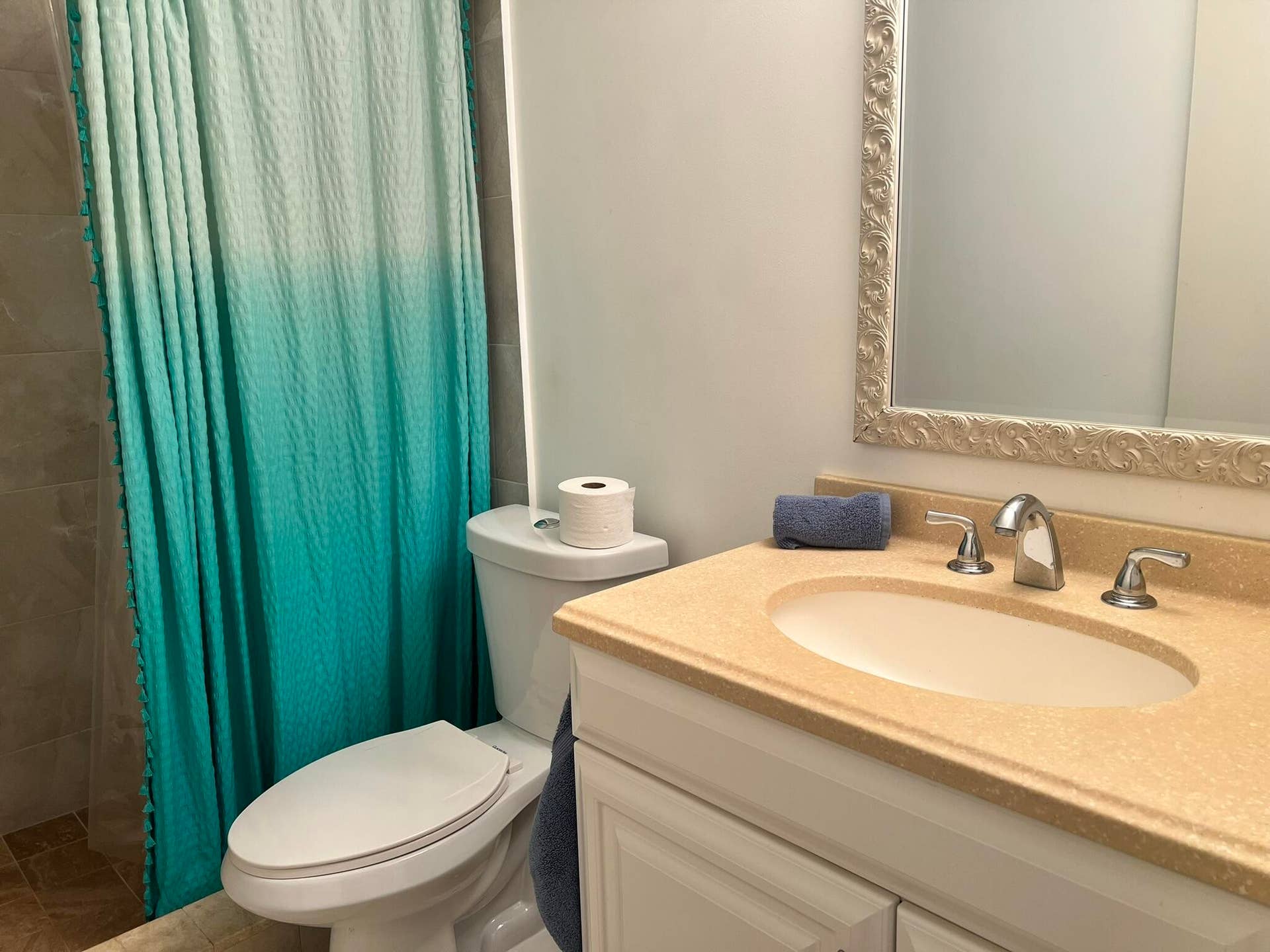 8029 Boca Rio Drive, Boca Raton, FL 33433 Second Bathroom
