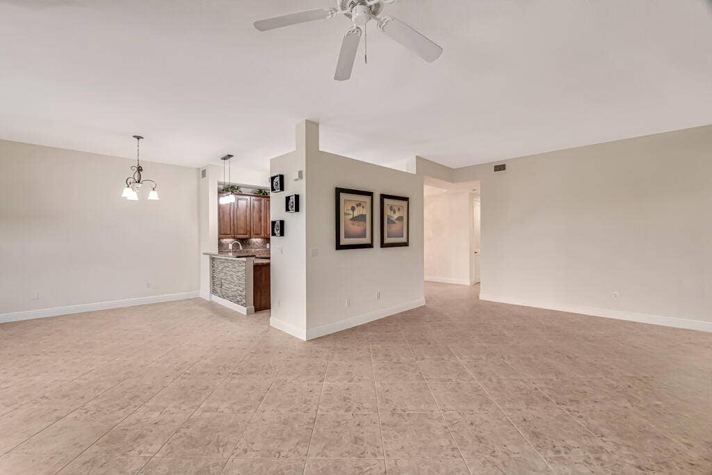 9777 BOWLINE Drive, #102, West Palm Beach, FL 33411 08