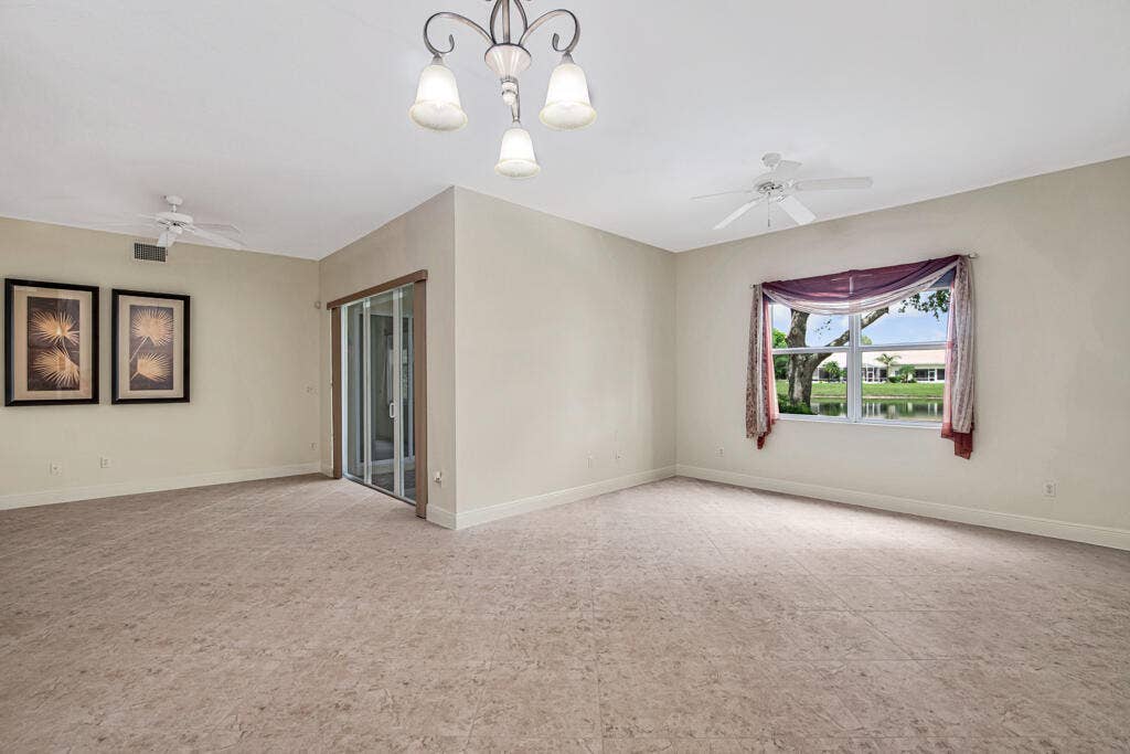 9777 BOWLINE Drive, #102, West Palm Beach, FL 33411 16