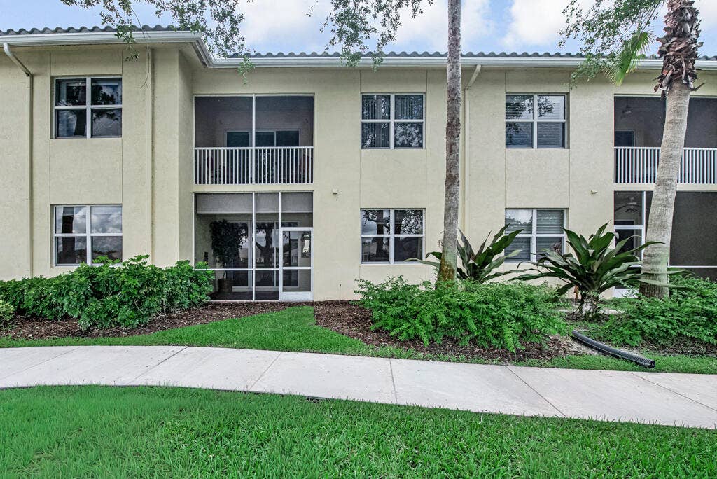9777 BOWLINE Drive, #102, West Palm Beach, FL 33411 41