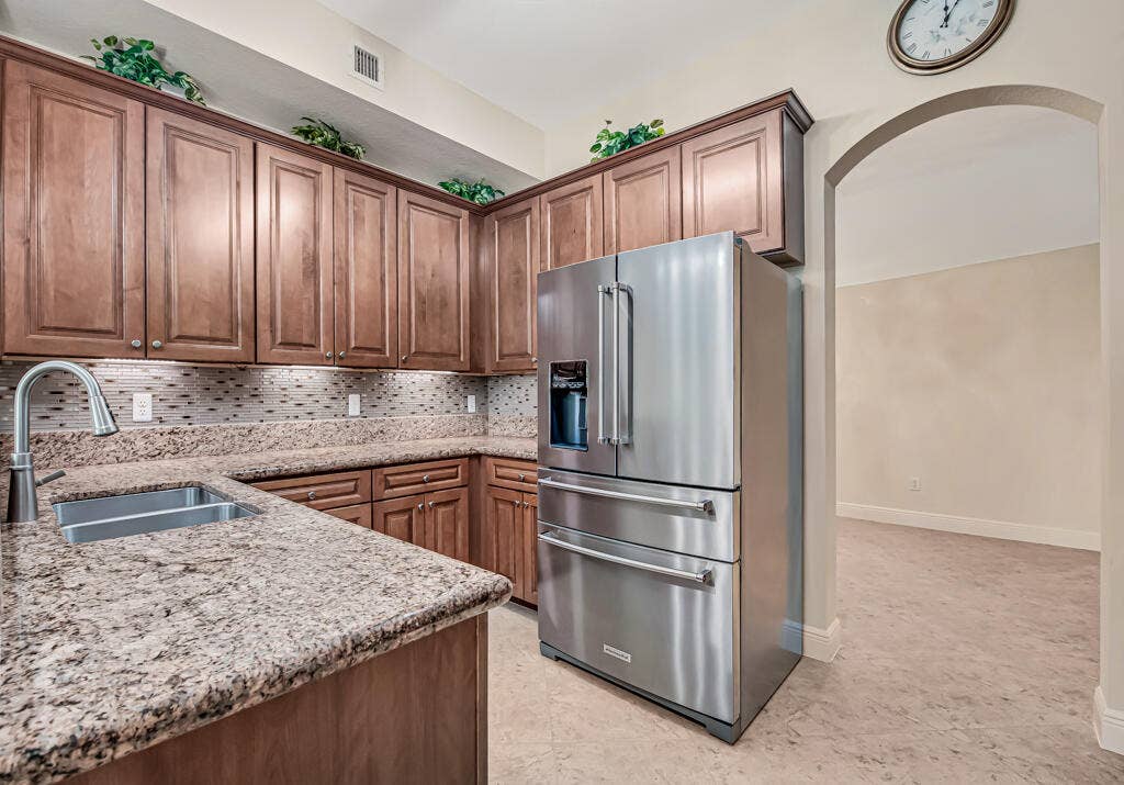 9777 BOWLINE Drive, #102, West Palm Beach, FL 33411 18