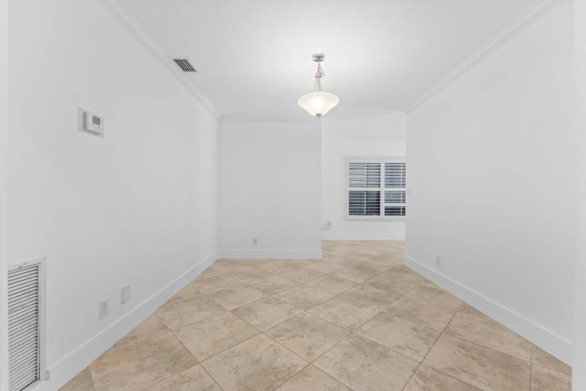 11580 NW 20TH Drive NW, Coral Springs, Coral Springs, FL 33071 Dining