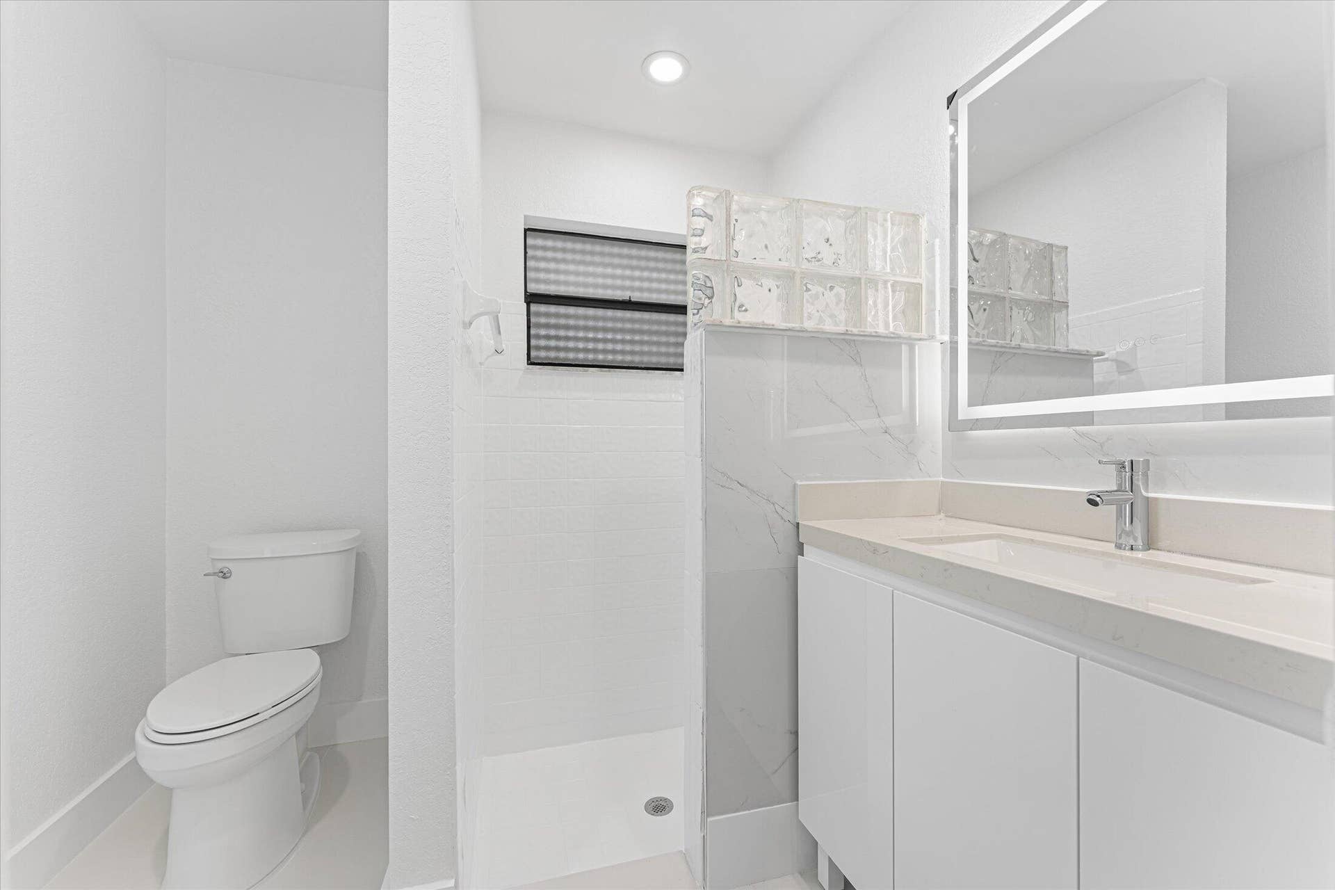 11580 NW 20TH Drive NW, Coral Springs, Coral Springs, FL 33071 Master Bathroom