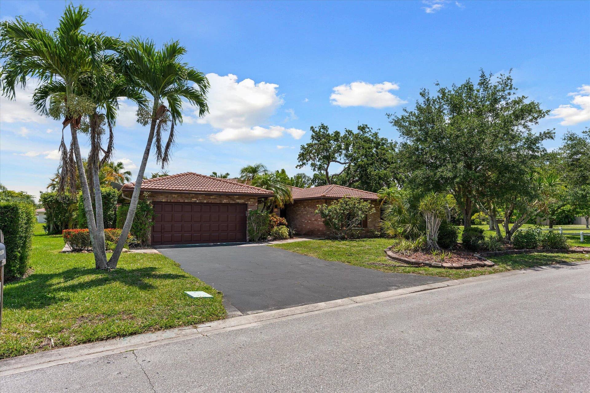 11580 NW 20TH Drive NW, Coral Springs, Coral Springs, FL 33071 Front View