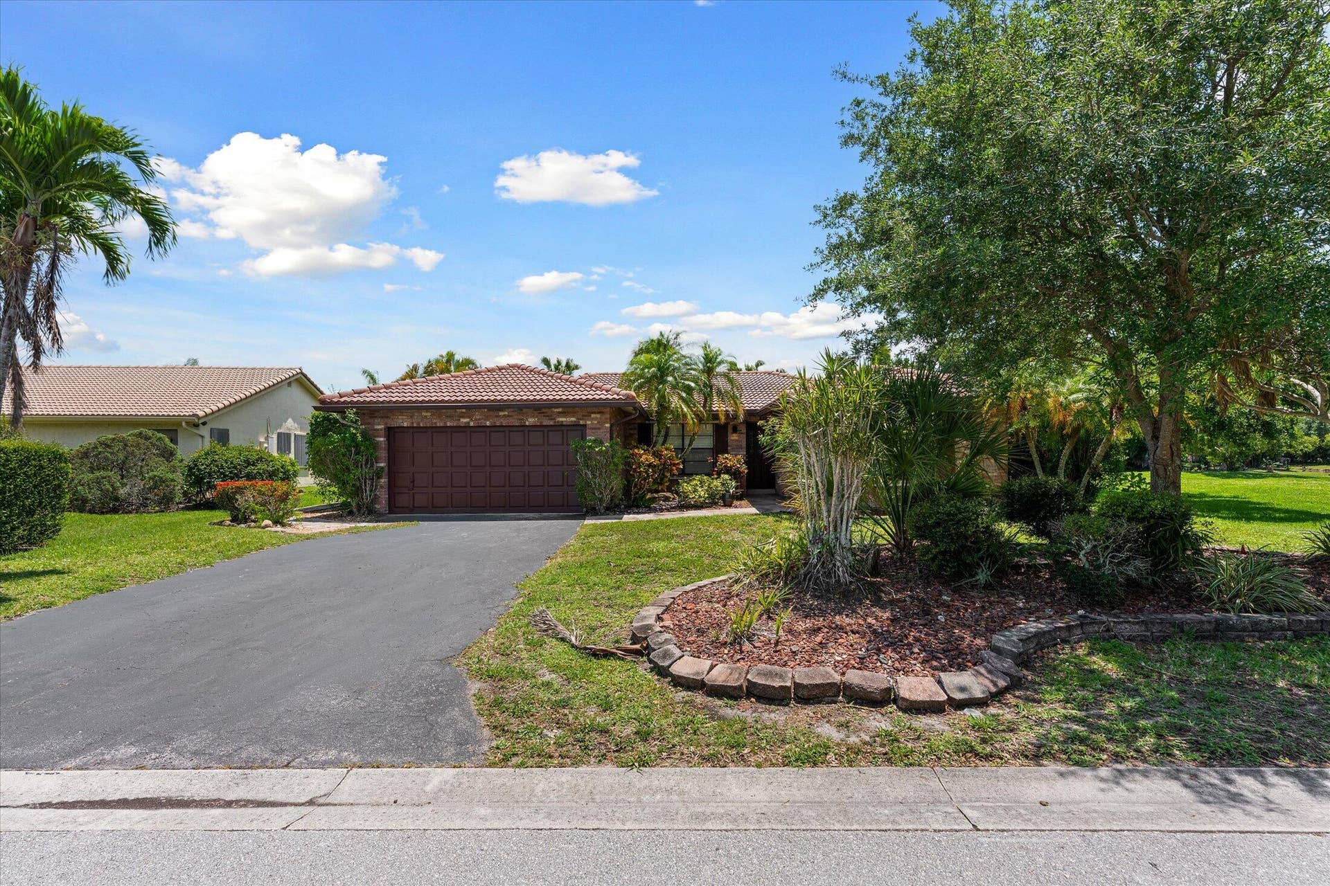 11580 NW 20TH Drive NW, Coral Springs, Coral Springs, FL 33071 Frobt View