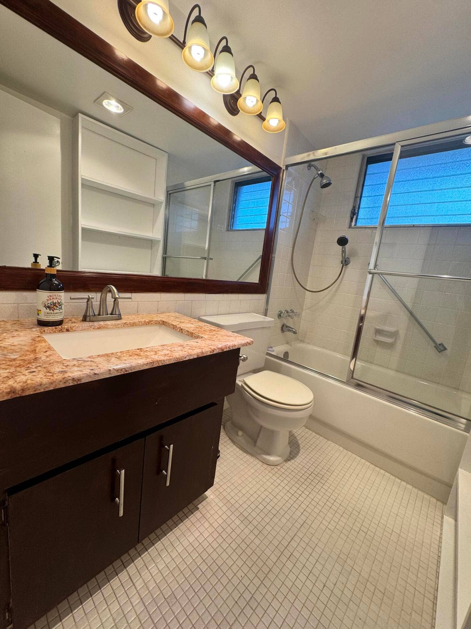 777 SE 2ND Avenue, #213, Deerfield Beach, FL 33441 GUEST BATHROOM