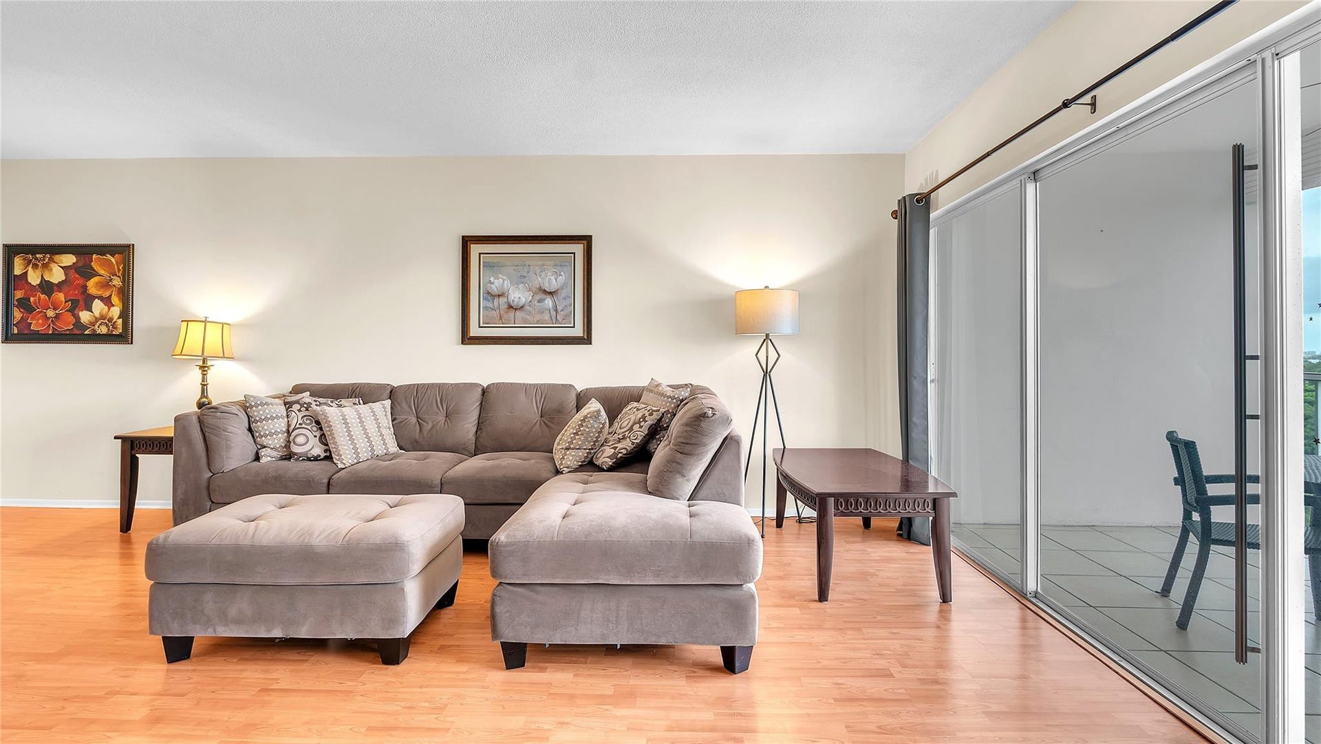 3150 N Palm Aire Drive, #909, Pompano Beach, FL 33069 Photo 5