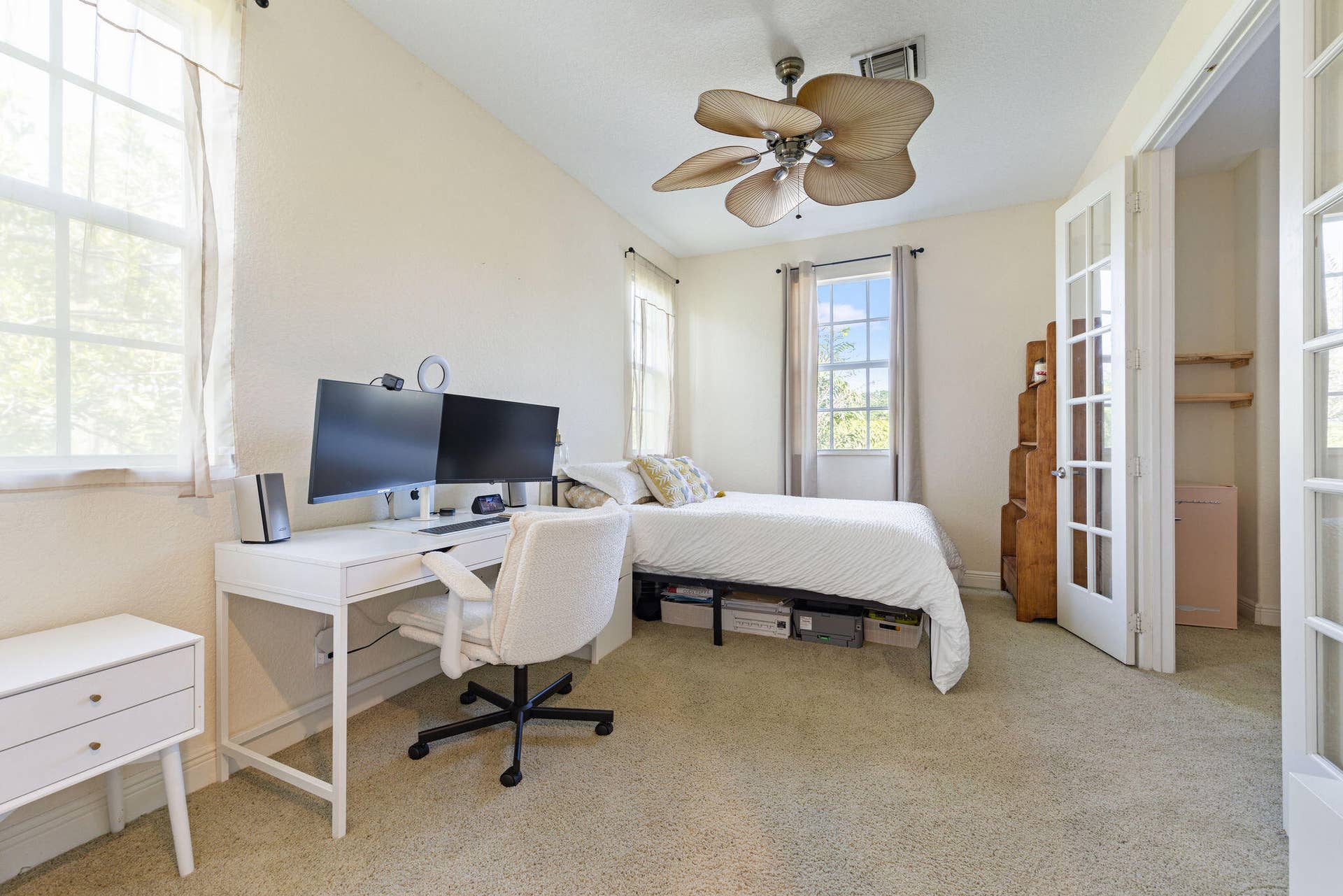 1323 NE 5TH Terrace, #1323, Fort Lauderdale, FL 33304 024A3082