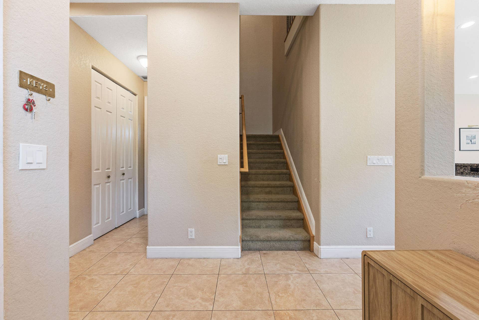 1323 NE 5TH Terrace, #1323, Fort Lauderdale, FL 33304 024A1871