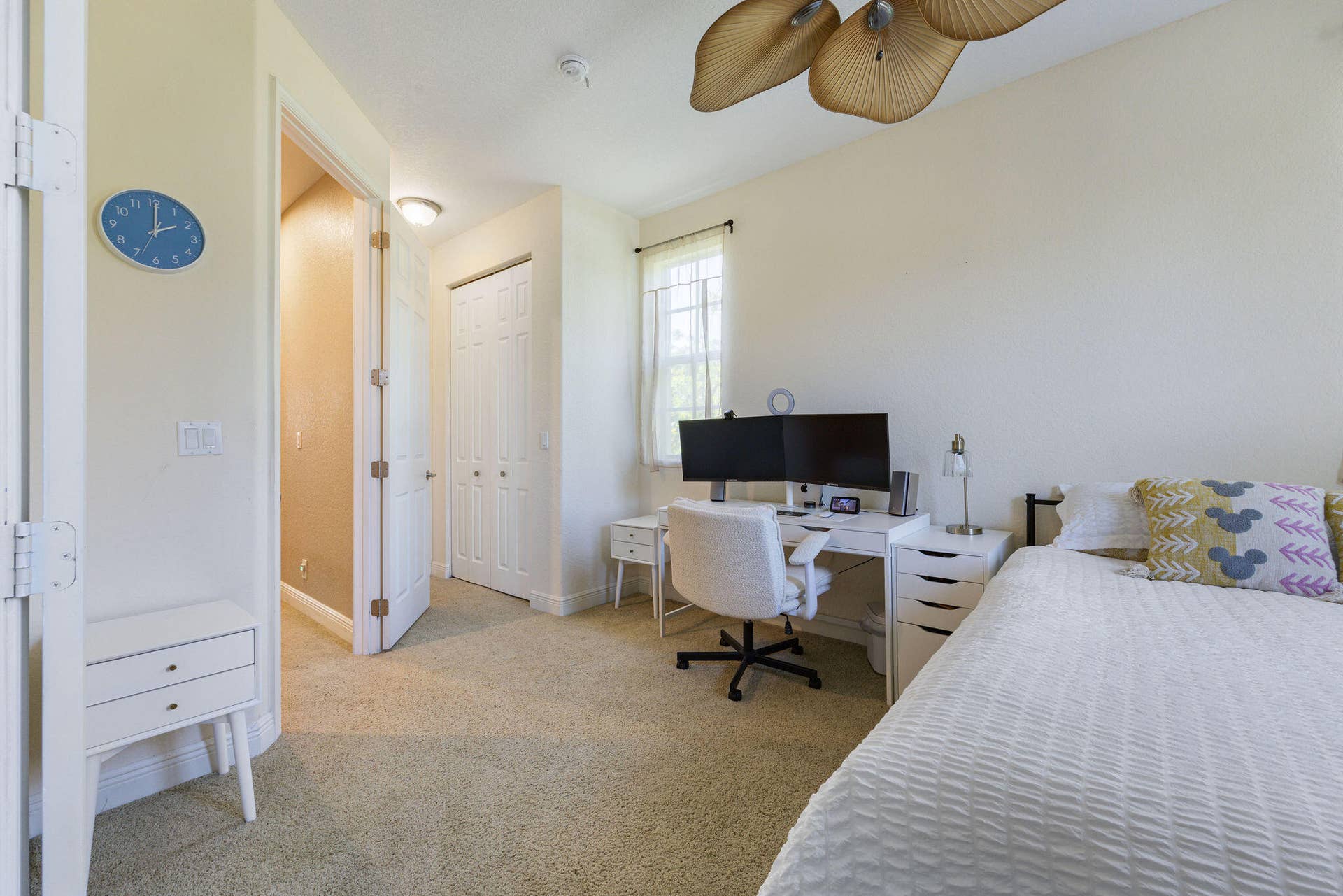 1323 NE 5TH Terrace, #1323, Fort Lauderdale, FL 33304 024A3106