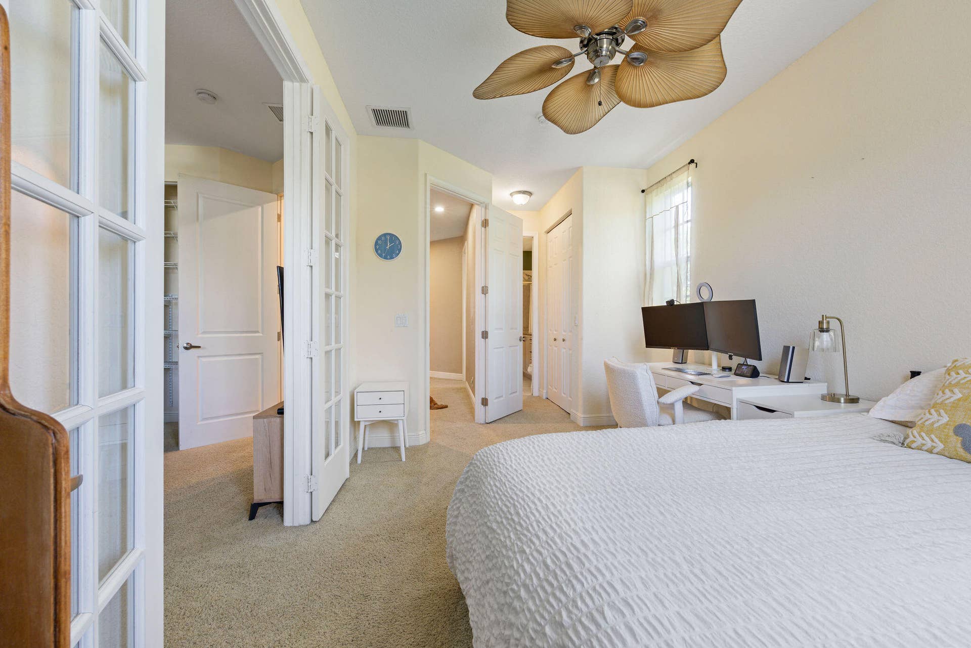 1323 NE 5TH Terrace, #1323, Fort Lauderdale, FL 33304 024A3097