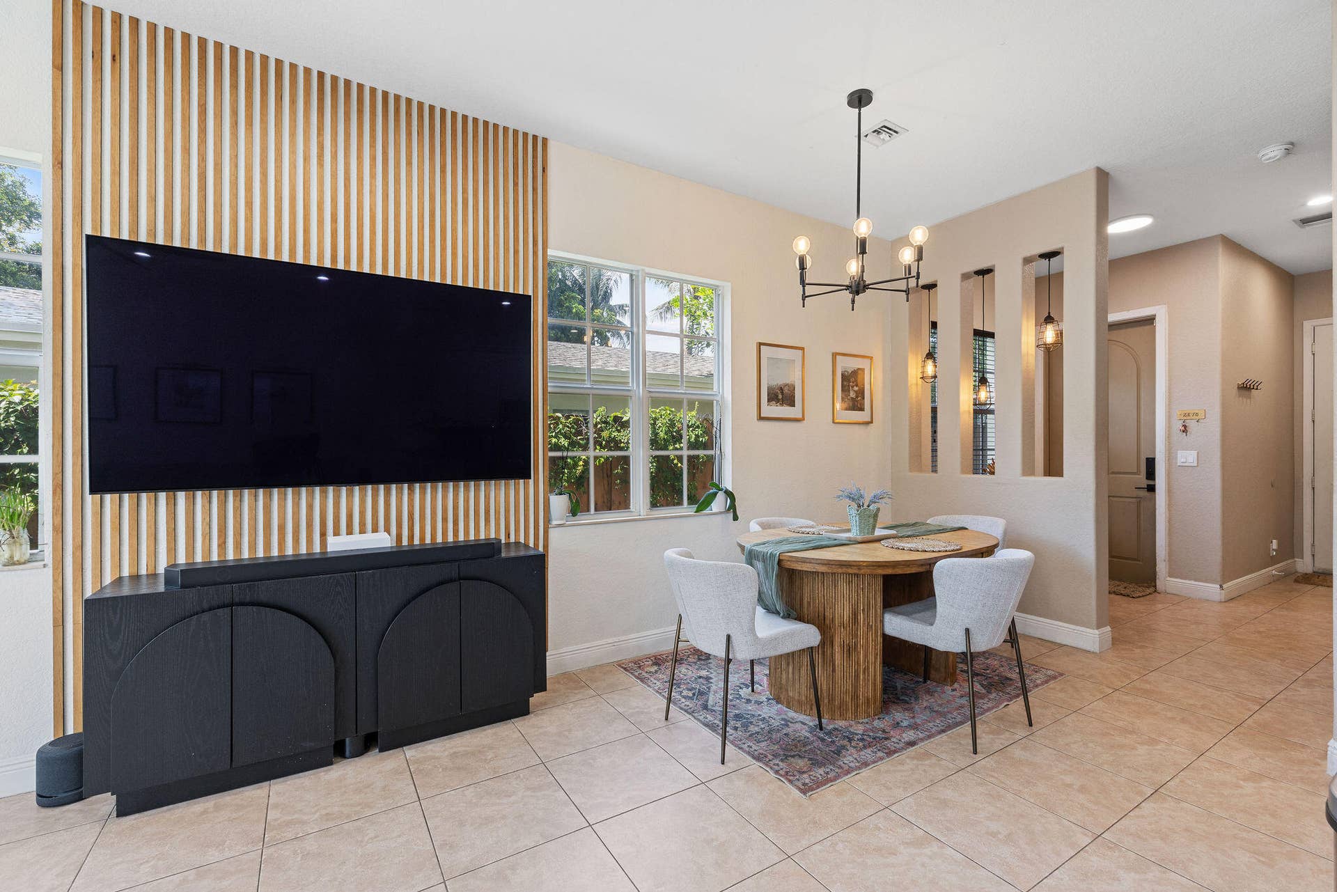 1323 NE 5TH Terrace, #1323, Fort Lauderdale, FL 33304 024A1838