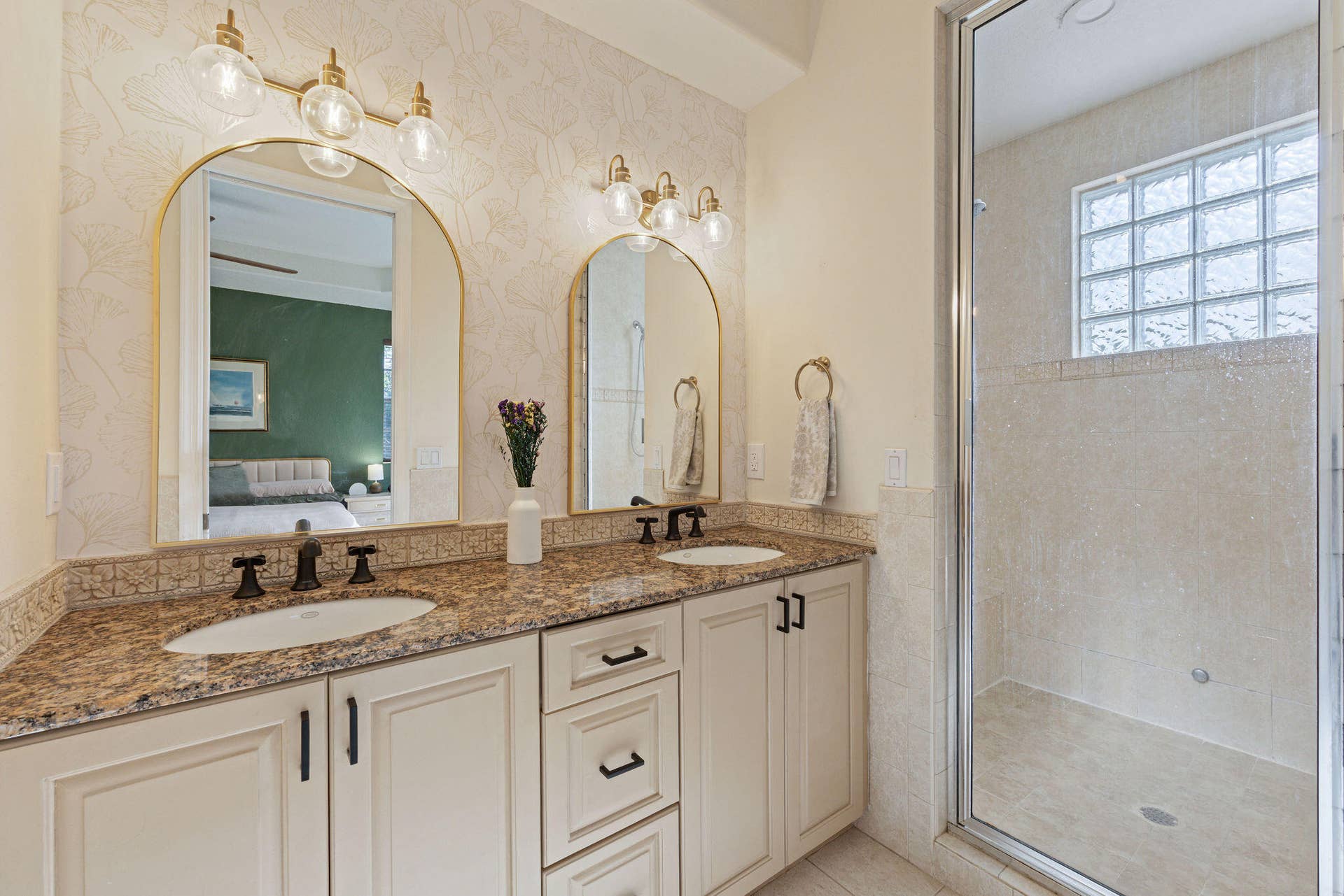 1323 NE 5TH Terrace, #1323, Fort Lauderdale, FL 33304 024A3196
