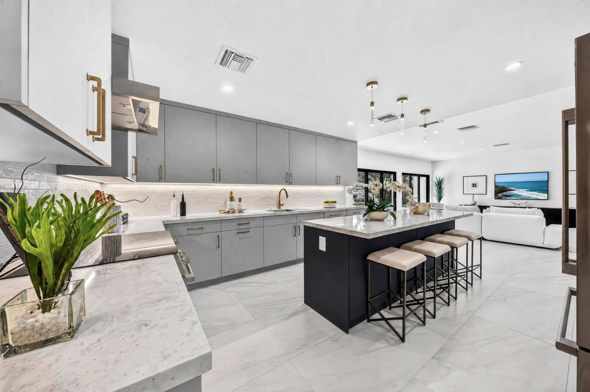 3111 NE 55th Street, Fort Lauderdale, FL 33308 006__DSC4846