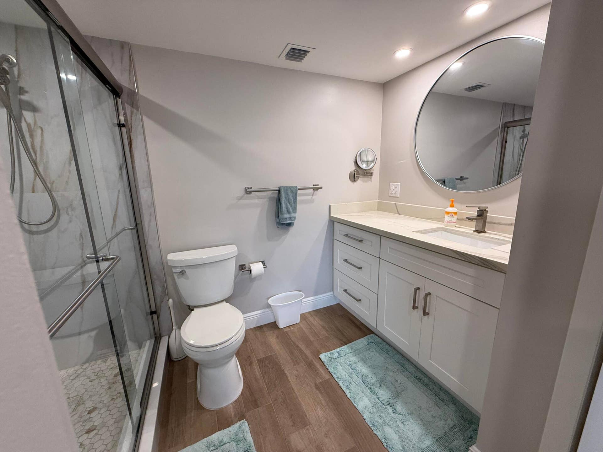 1523 E Hillsboro Boulevard, #334, Deerfield Beach, Deerfield Beach, FL 33441 primary bathroom