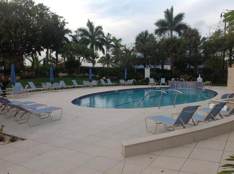 1523 E Hillsboro Boulevard, #334, Deerfield Beach, Deerfield Beach, FL 33441 pool