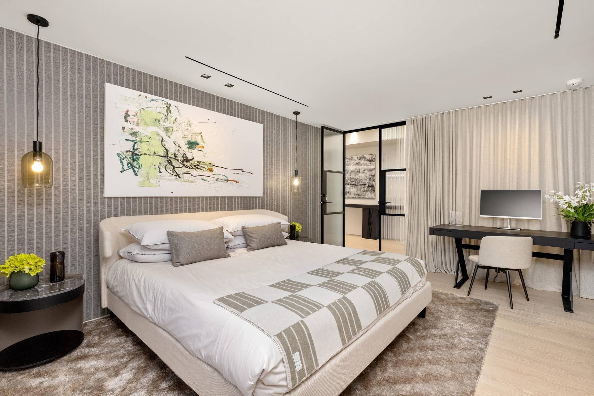2401 Spanish River Road, Boca Raton, FL 33432 Guest Bed 1