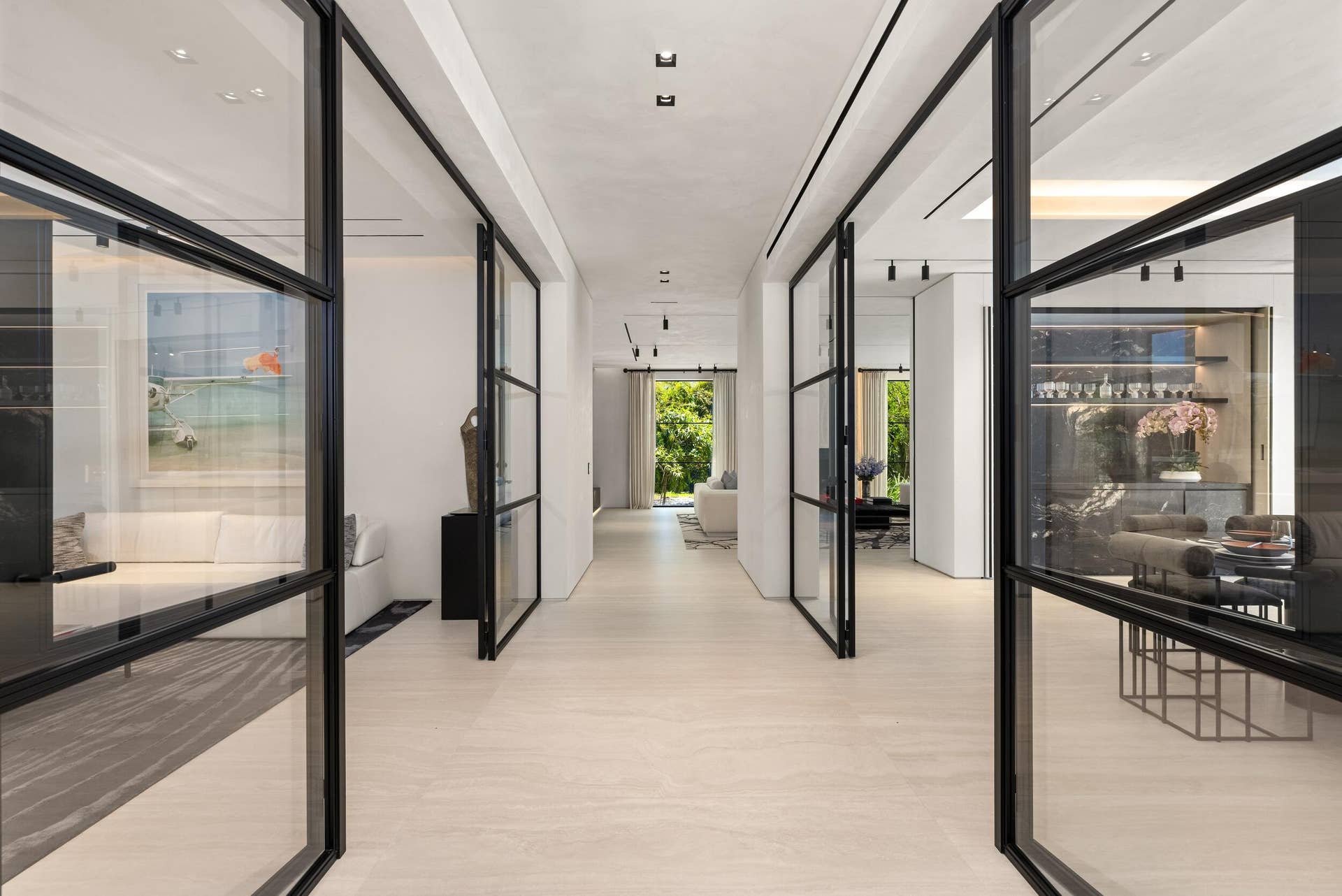 2401 Spanish River Road, Boca Raton, FL 33432 Hallway Lower 1