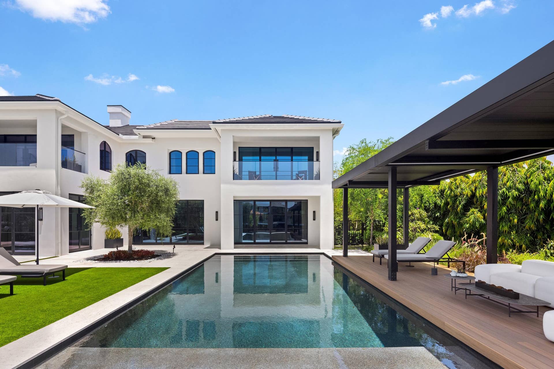 2401 Spanish River Road, Boca Raton, FL 33432 Pool 2