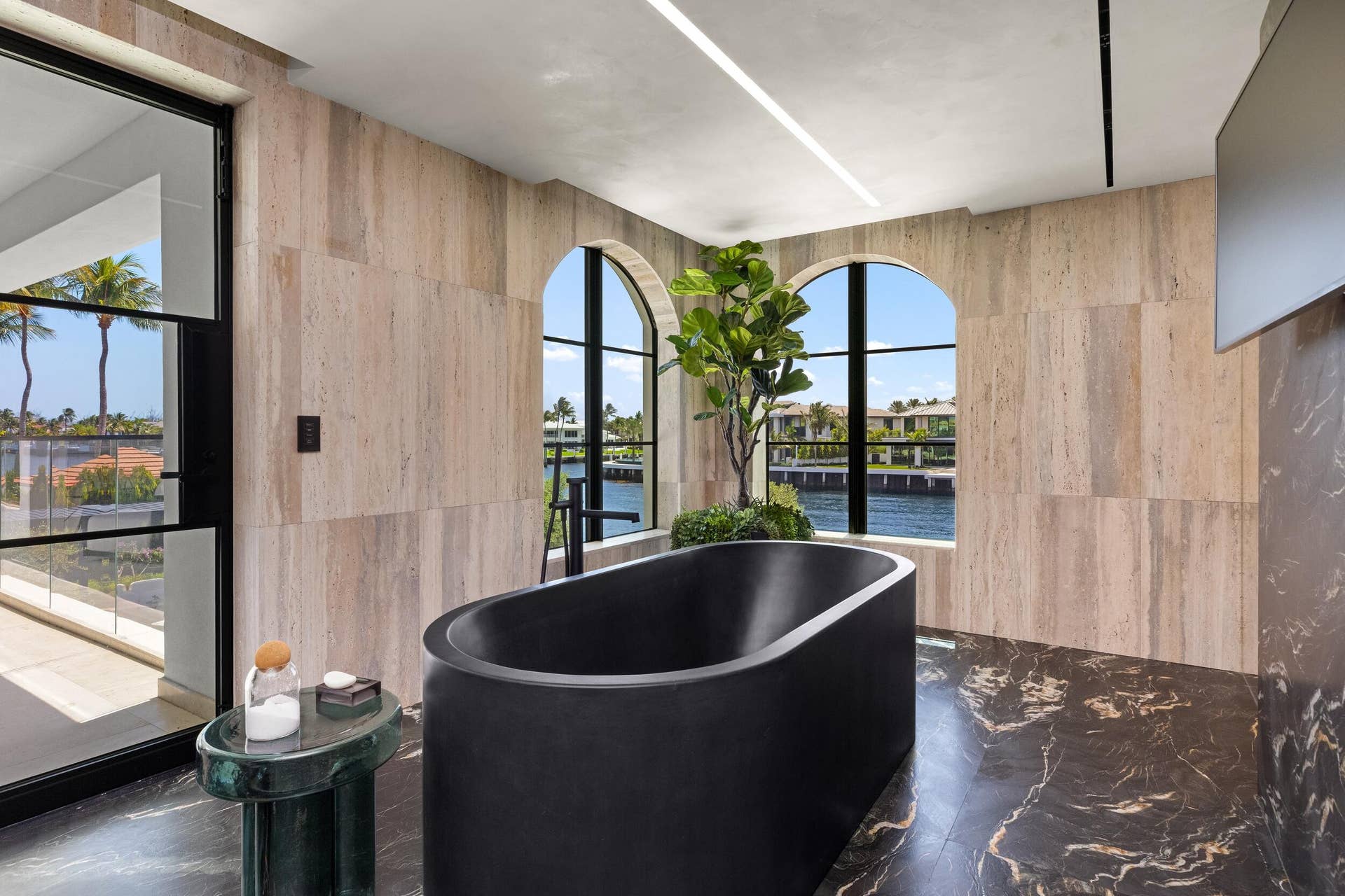 2401 Spanish River Road, Boca Raton, FL 33432 Master Bath 14