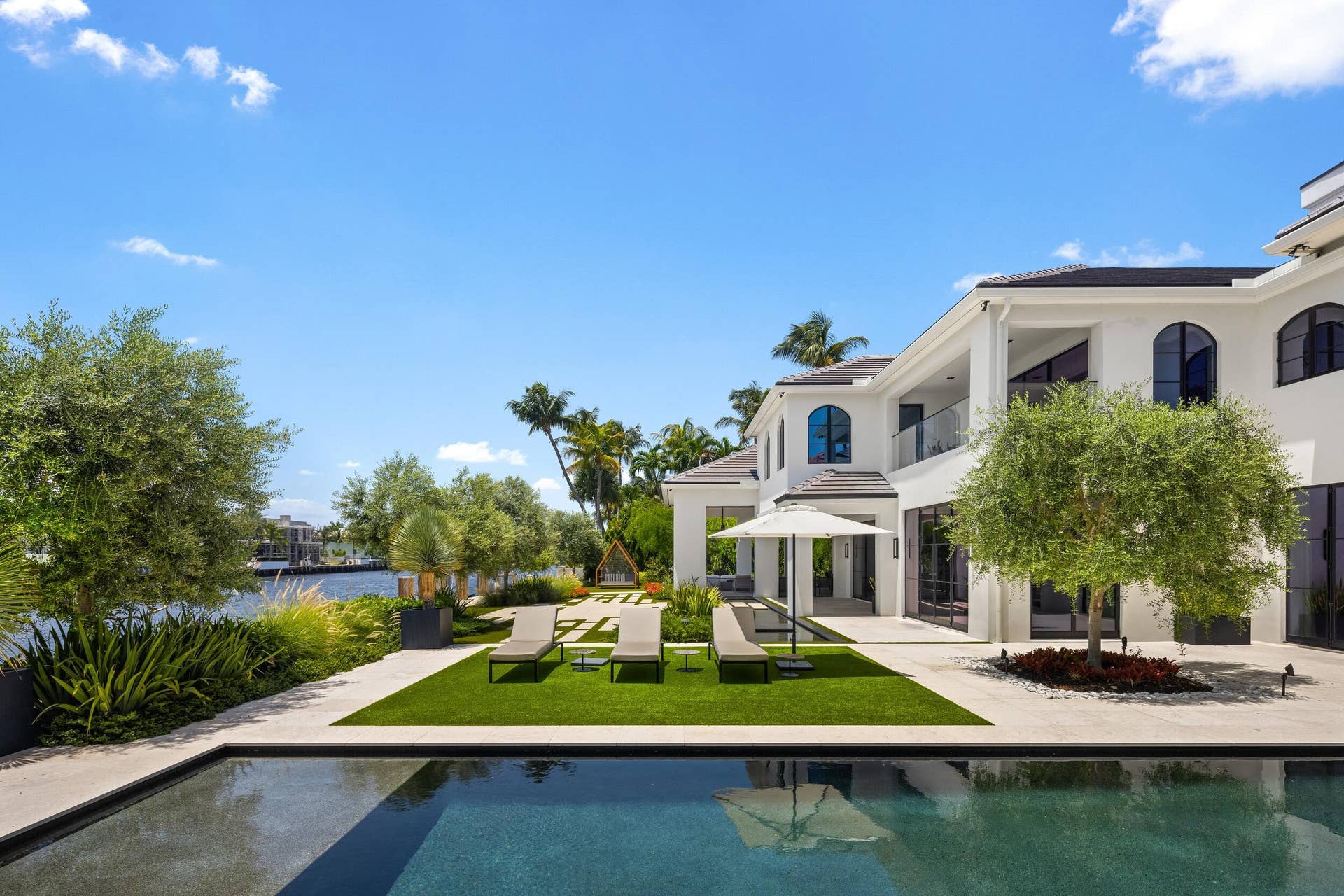 2401 Spanish River Road, Boca Raton, FL 33432 Pool 13
