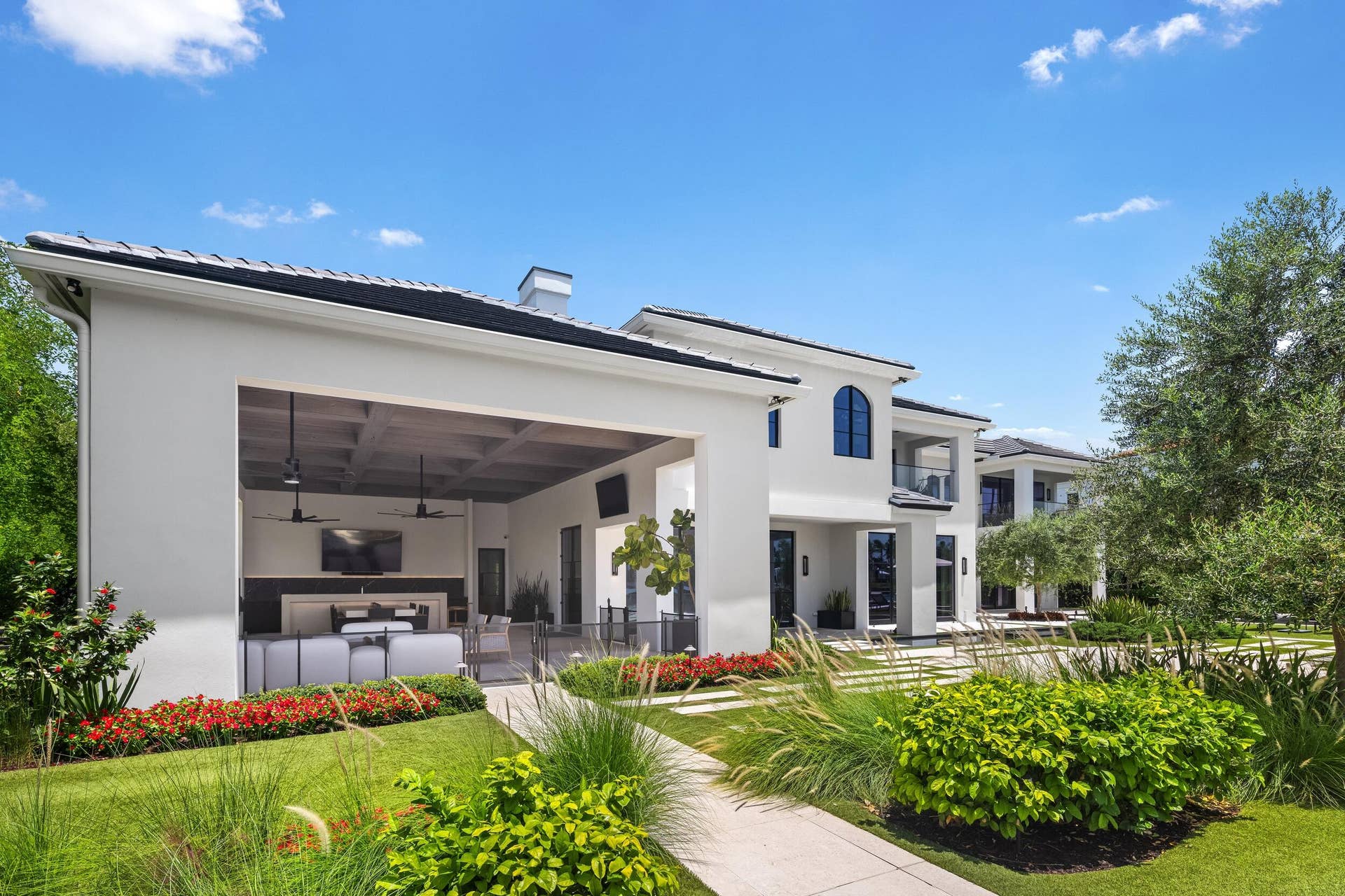 2401 Spanish River Road, Boca Raton, FL 33432 Rear Exterior 3