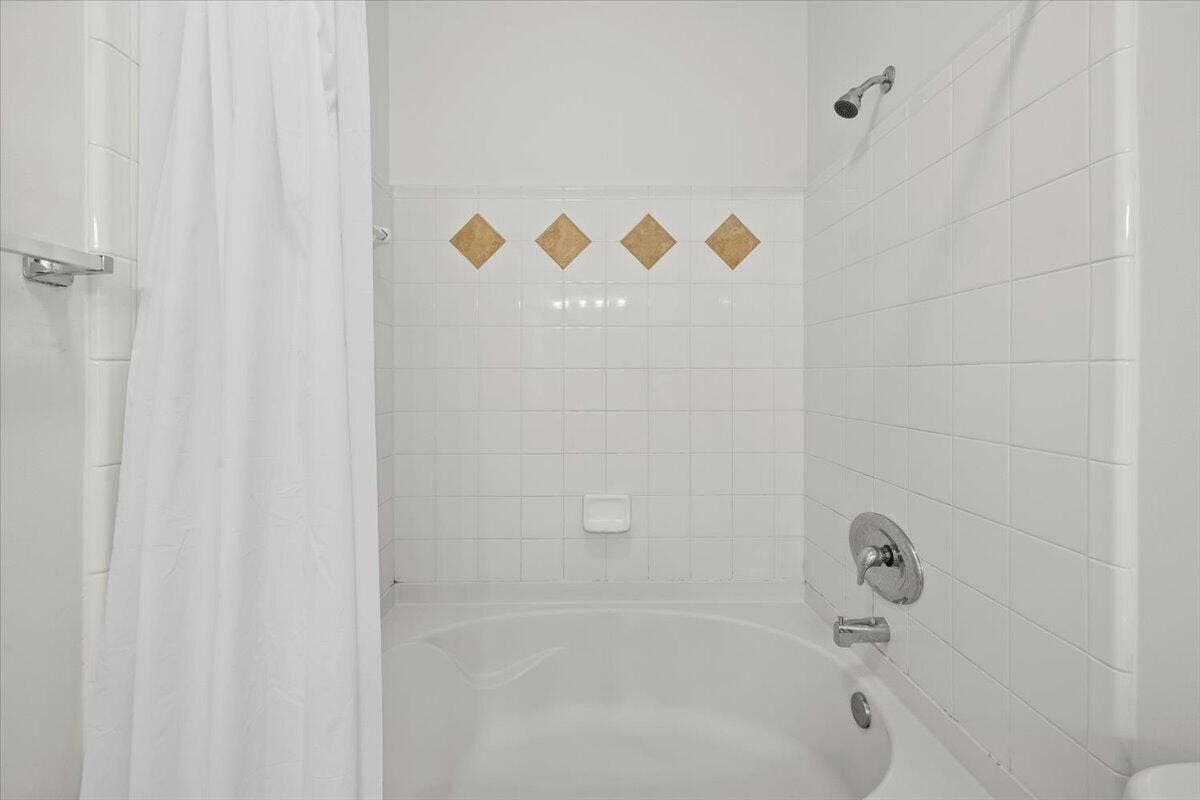 155 GALICIA Way, #210, Jupiter, FL 33458 21-424A5099