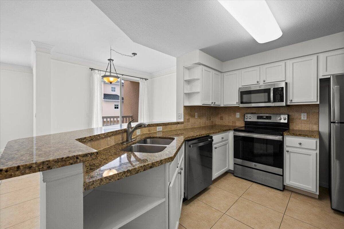 155 GALICIA Way, #210, Jupiter, FL 33458 07-424A5006