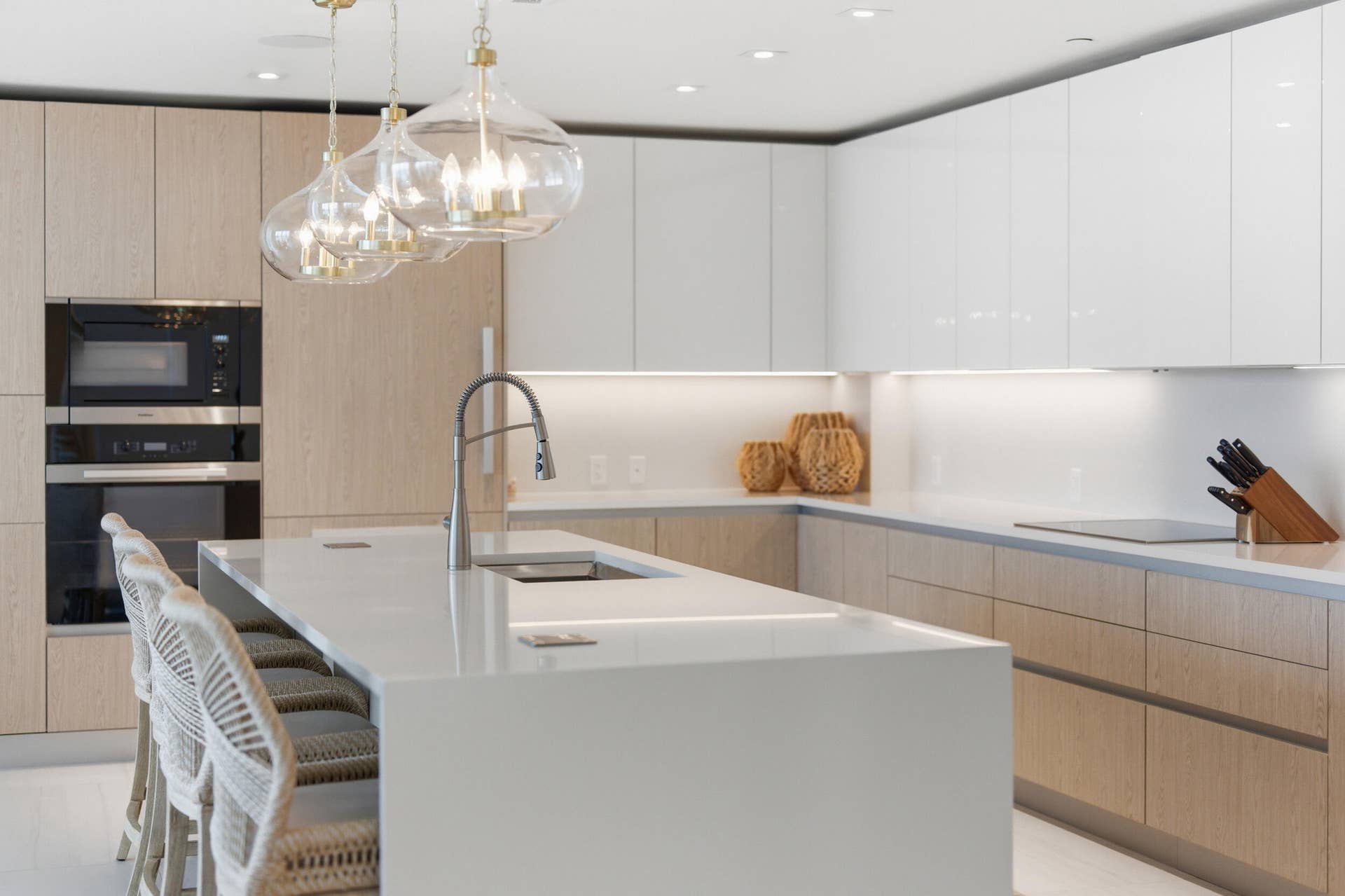 3100 N OCEAN Drive, #P-PH4, Singer Island, FL 33404 27__jjl2746