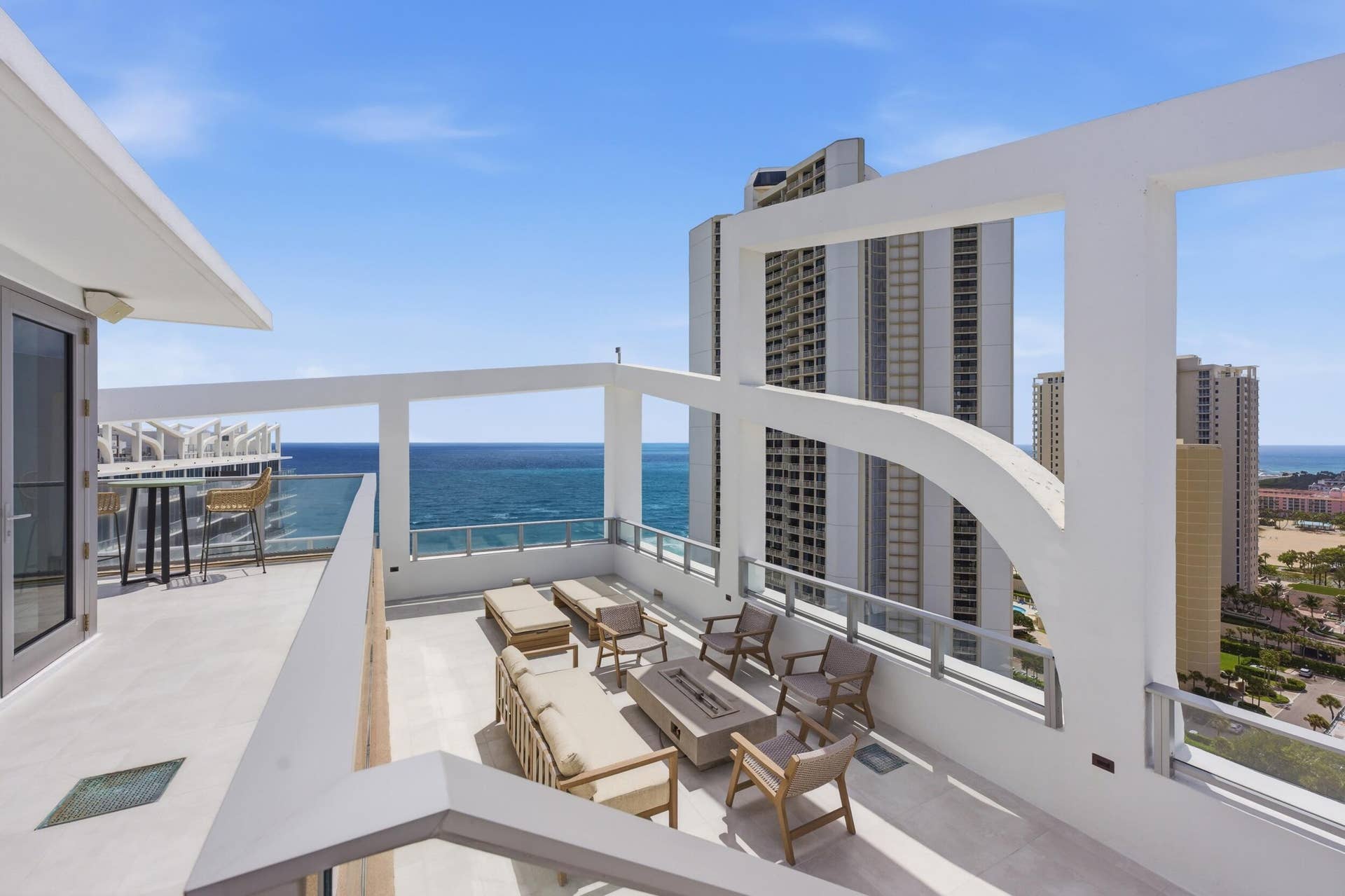 3100 N OCEAN Drive, #P-PH4, Singer Island, FL 33404 61__jjl2921