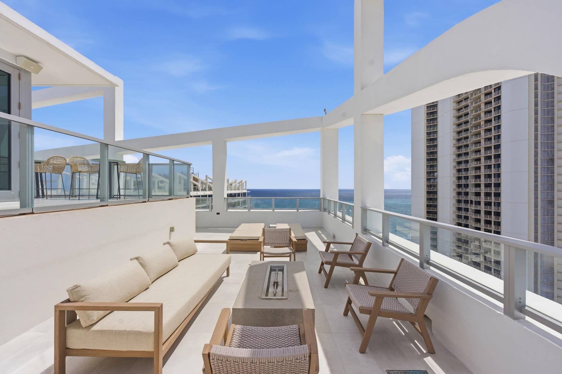 3100 N OCEAN Drive, #P-PH4, Singer Island, FL 33404 63__jjl2931