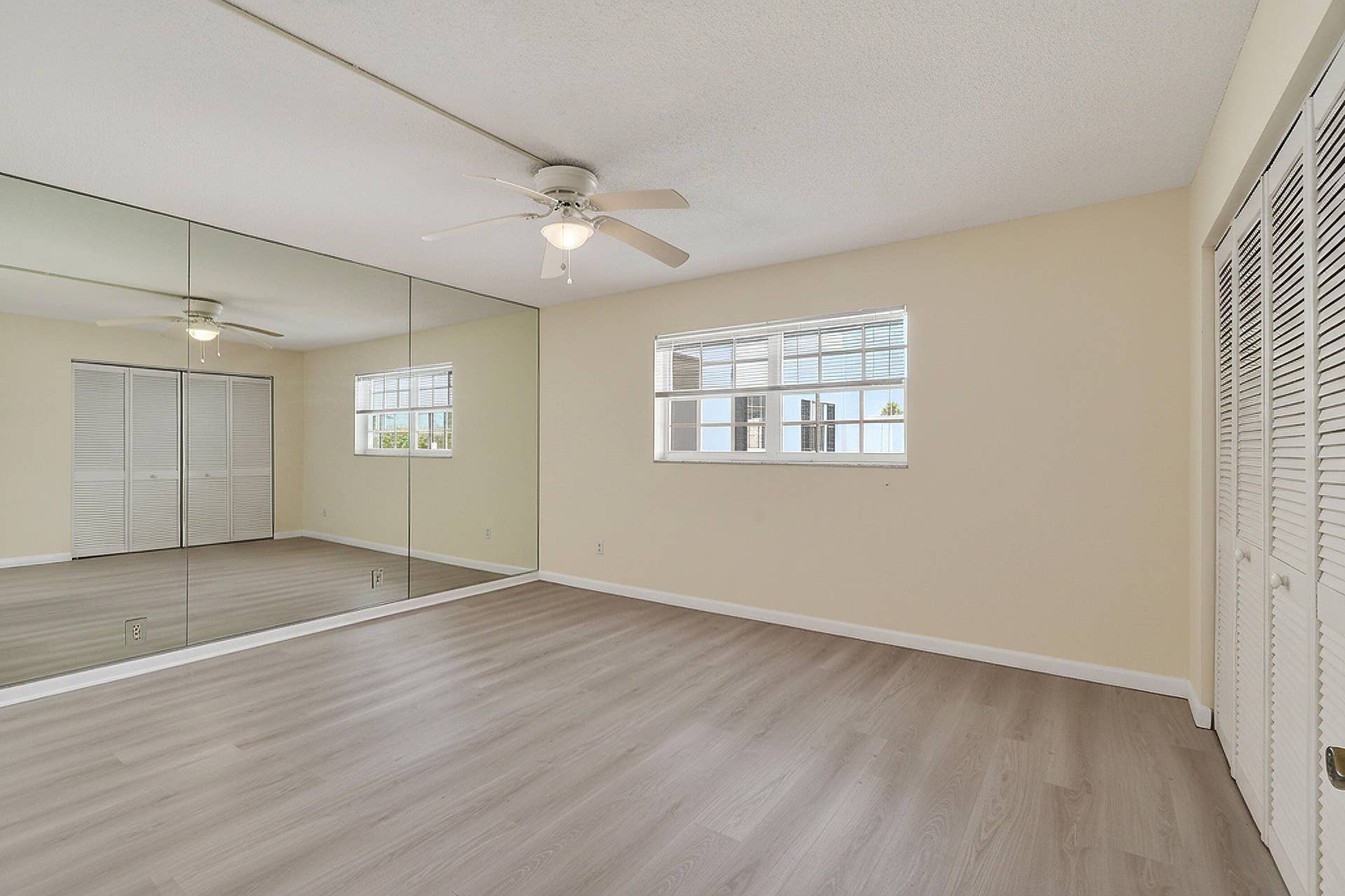 907 Marina Drive, #Unit 306, North Palm Beach, FL 33408 907MarinaDr#306(26)EDIT