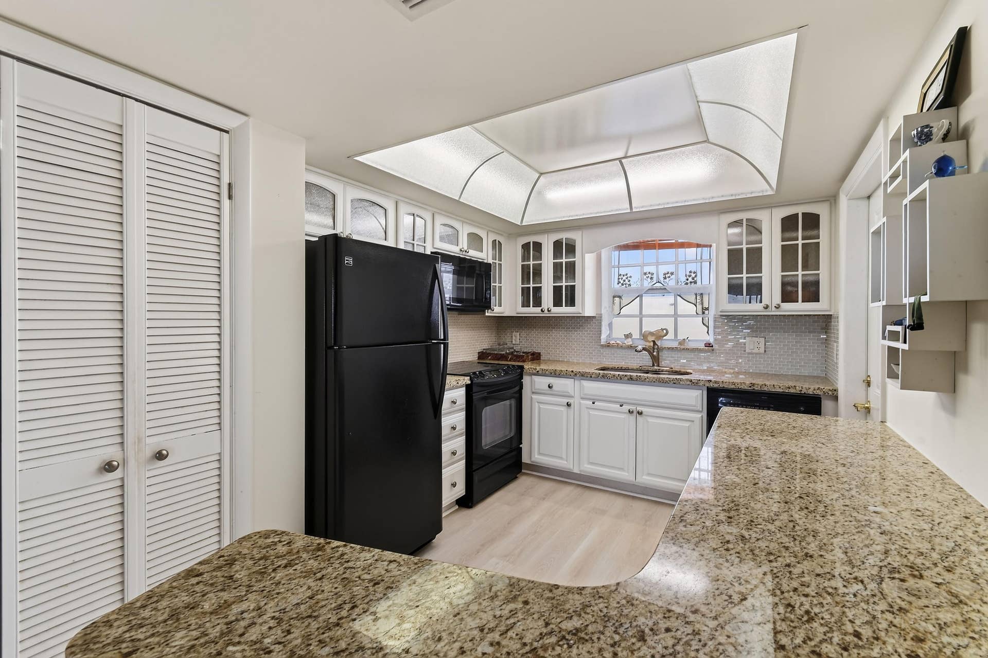 907 Marina Drive, #Unit 306, North Palm Beach, FL 33408 907MarinaDr#306(13)