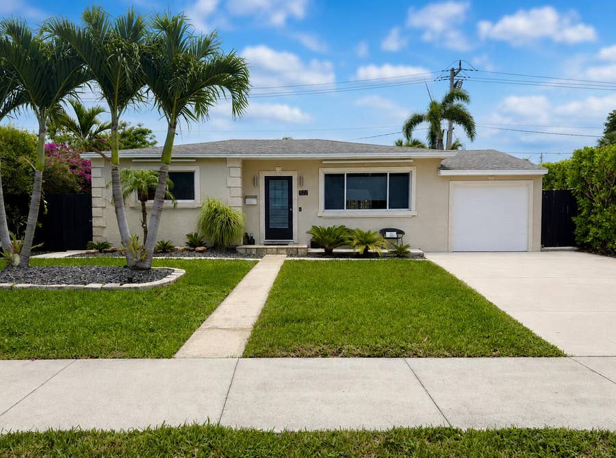 Property photo for 372 LYTLE Street, West Palm Beach, FL