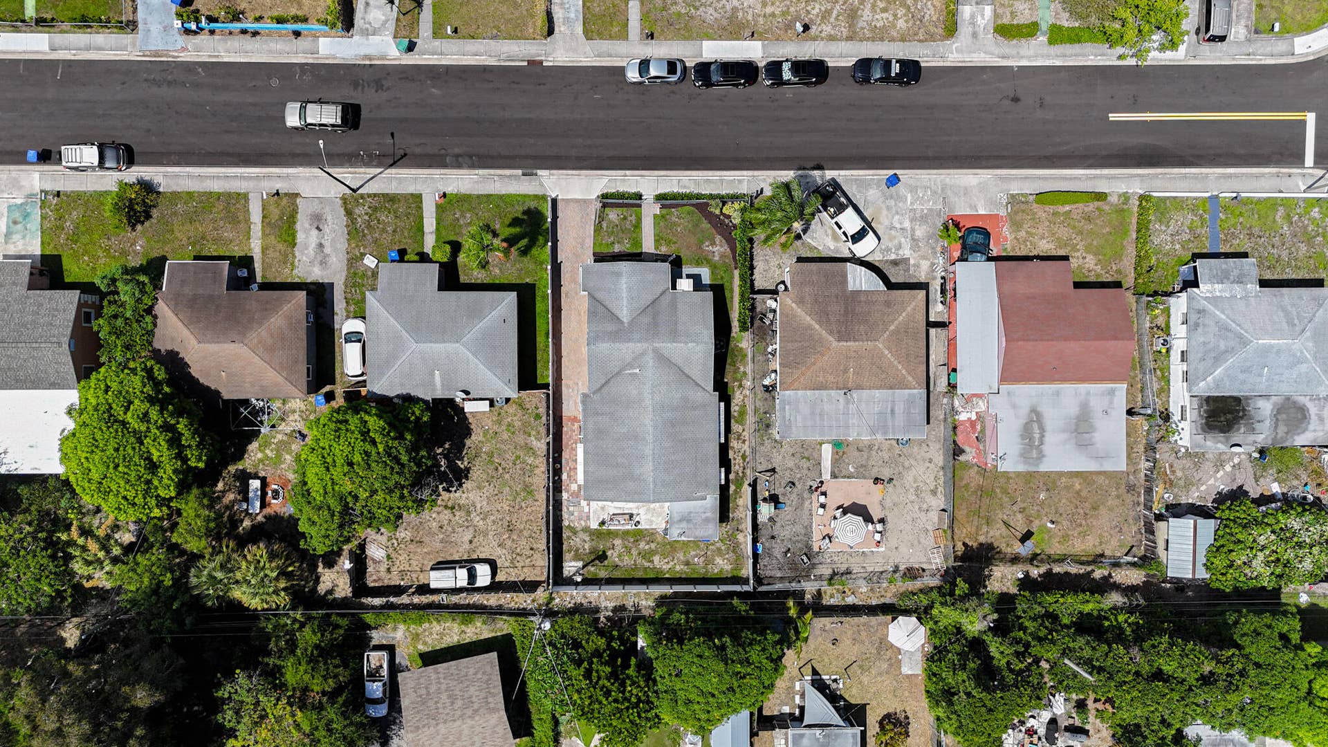 625 W 2ND Street, Riviera Beach, FL 33404 625 W 2nd St (40)