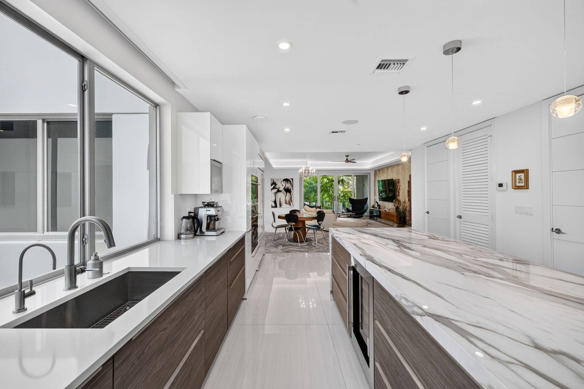 244 Garden Court, Lauderdale By The Sea, FL 33308 33-web-or-mls-699A3797