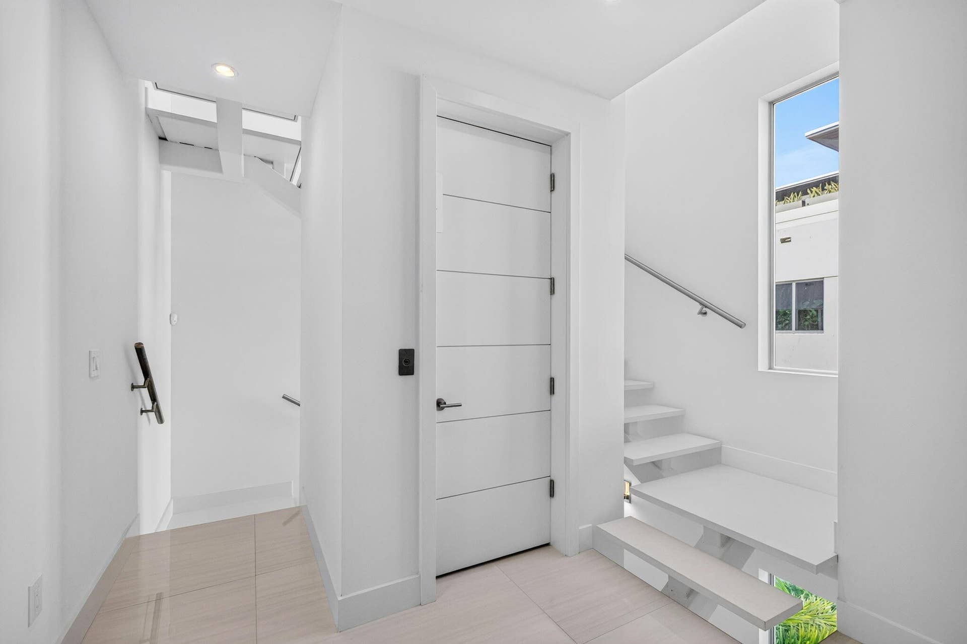 244 Garden Court, Lauderdale By The Sea, FL 33308 43-web-or-mls-699A3973