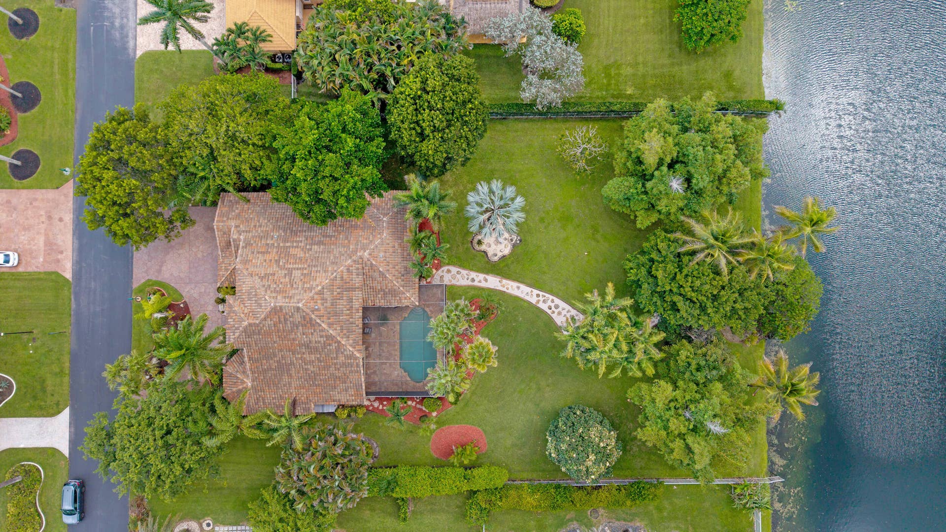 2191 SW 131st Terrace, Davie, FL 33325 60_accutour_02 2191-sw-131st-terrace-060