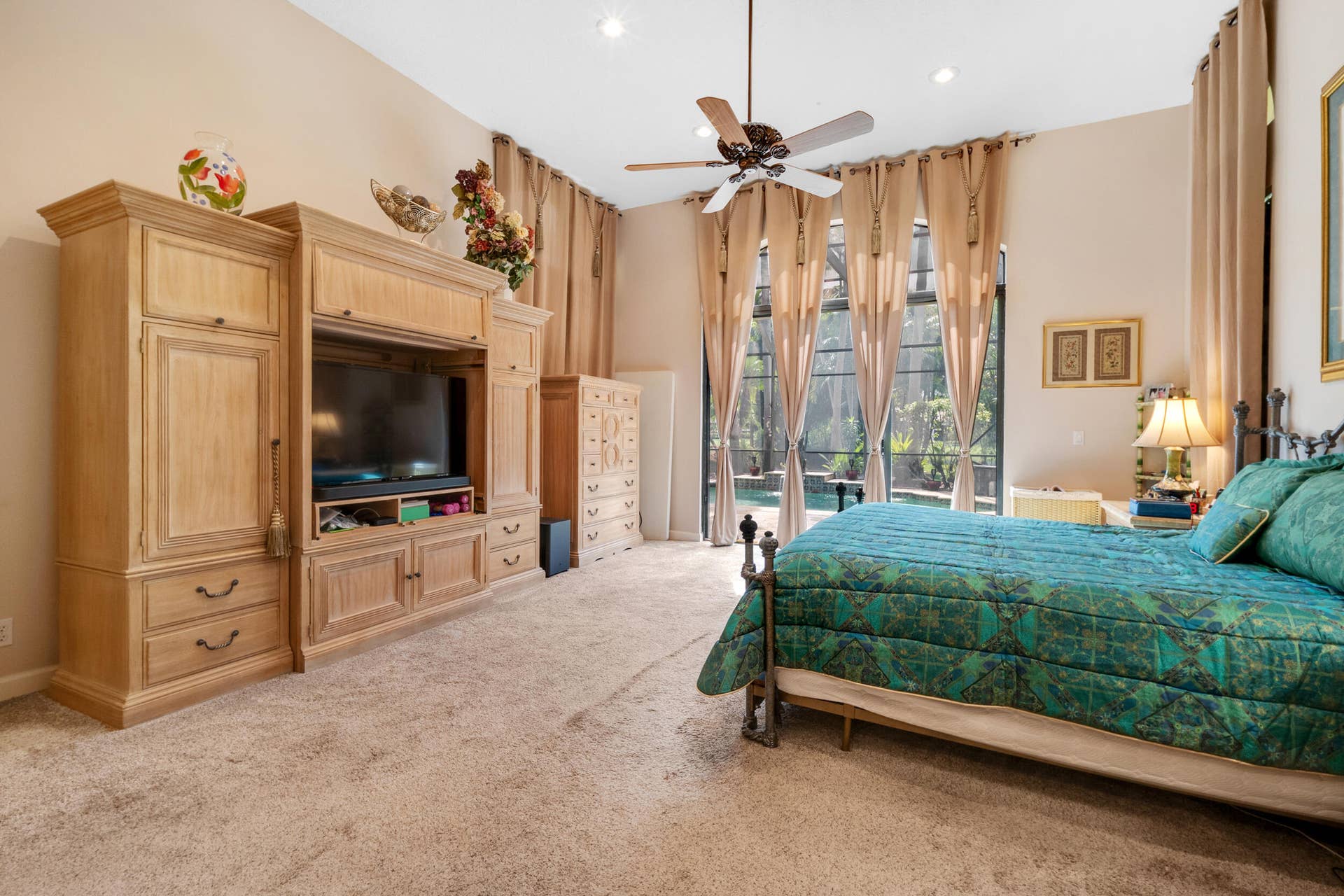2191 SW 131st Terrace, Davie, FL 33325 25_accutour_02 2191-sw-131st-terrace-025