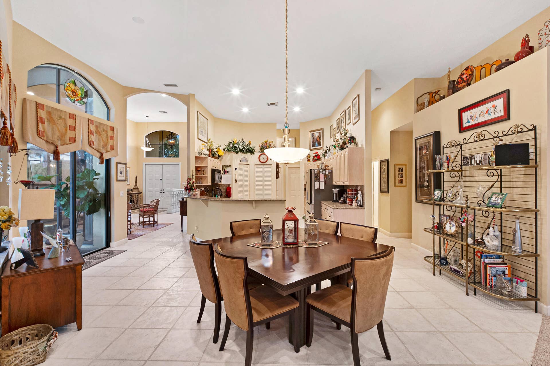2191 SW 131st Terrace, Davie, FL 33325 15_accutour_02 2191-sw-131st-terrace-015