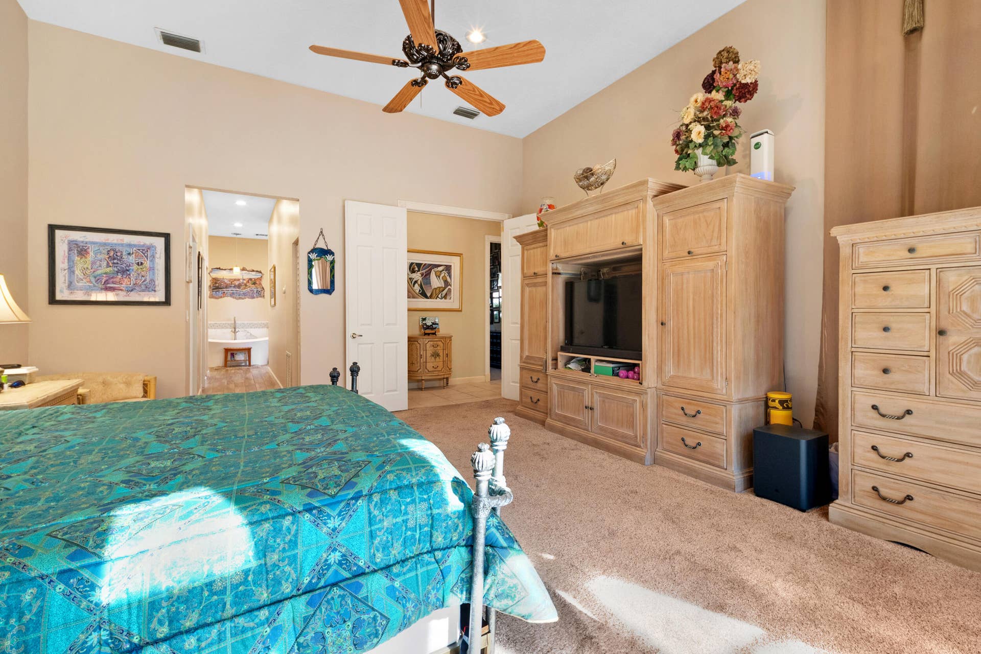 2191 SW 131st Terrace, Davie, FL 33325 26_accutour_02 2191-sw-131st-terrace-026